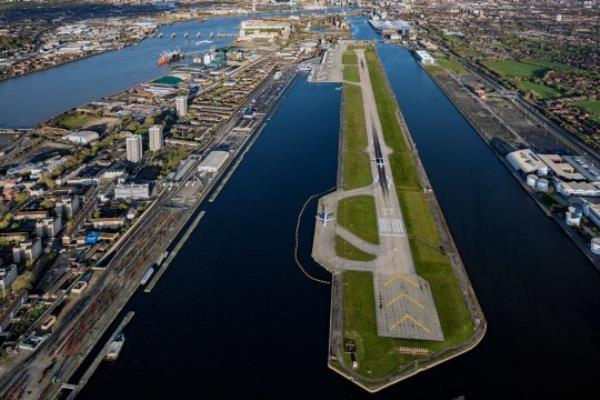 Lo<em></em>ndon City Airport, aerial view