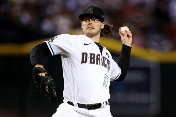 Andrew Saalfrank was an im<em></em>portant co<em></em>ntributor for the Diamondbacks. 