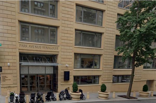 The defacing was discovered on the outside wall of the Park Avenue Synagogue around noon Friday, the NYPD said.