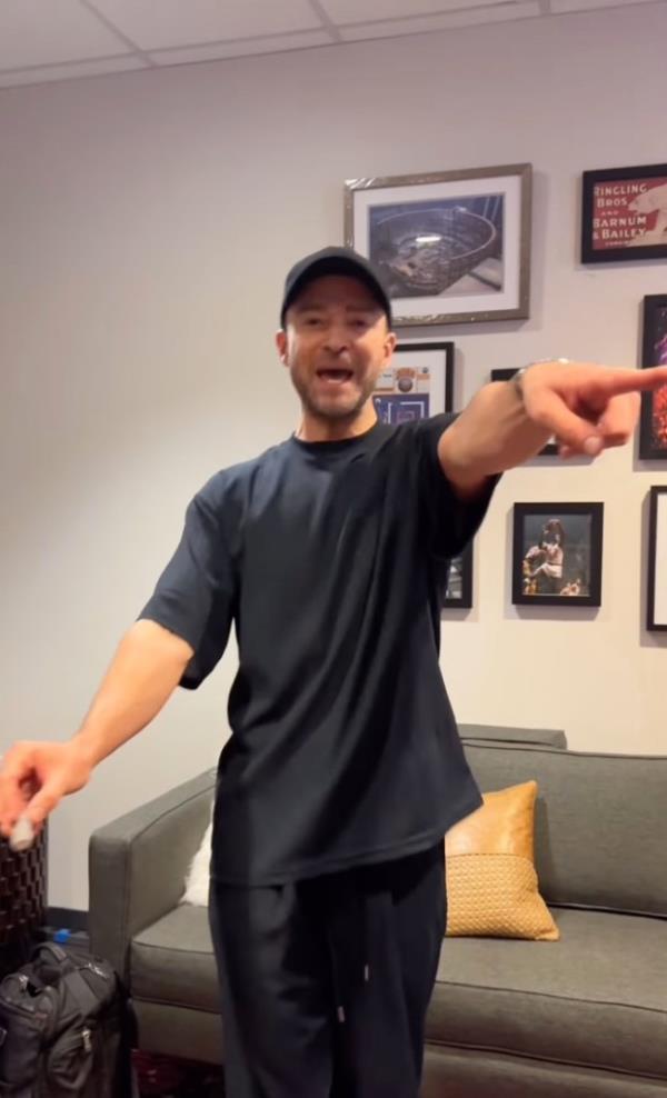 Justin Timberlake backstage at Madison Square Garden