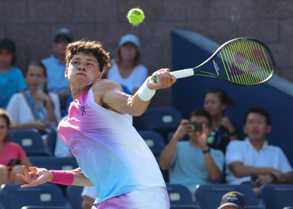 Ben Shelton [13] (USA) returns a volley against Roberto Bautista Agut (ESP) on The Grandstand during day 3 of the US Open the Wednesday, August 28, 2024 at USTA Billie Jean King Natio<em></em>nal Tennis Center in Flushing, NY. 