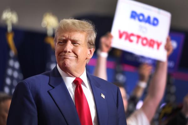 Former President Do<em></em>nald Trump speaks to guests at a rally on April 02, 2024 in Green Bay, Wisconsin.