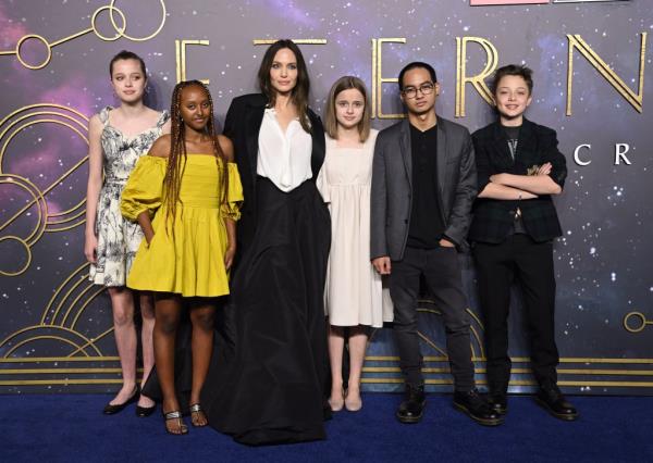 Shiloh Jolie-Pitt, Zahara Jolie-Pitt, Angelina Jolie, Vivienne Jolie-Pitt, Maddox Jolie-Pitt and Knox Jolie-Pitt attend the 