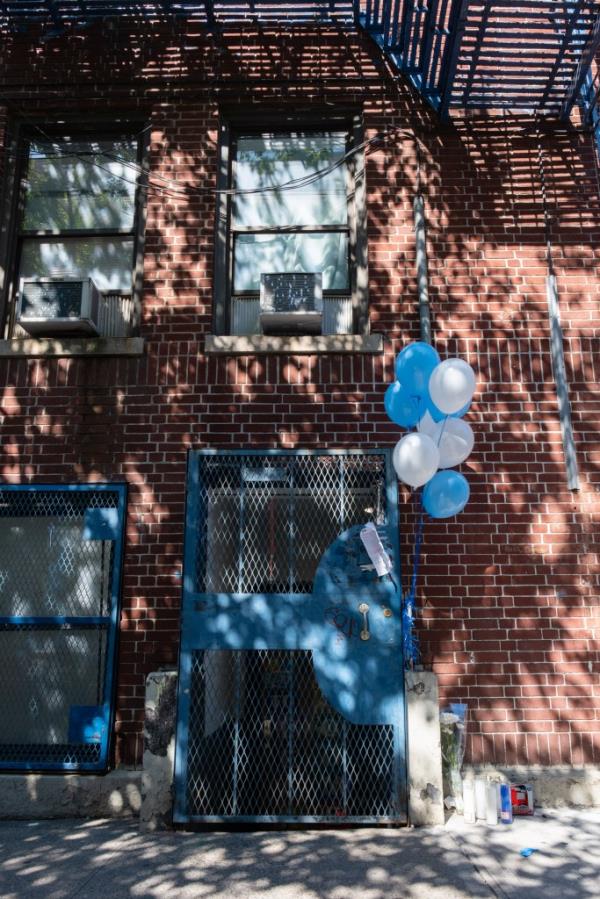 Mendez's Morris Avenue apartment