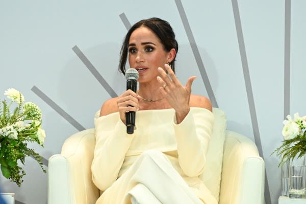 Spotify also slashed its workforce in January and June, after the expensive flop of Meghan Markle’s podcast, 