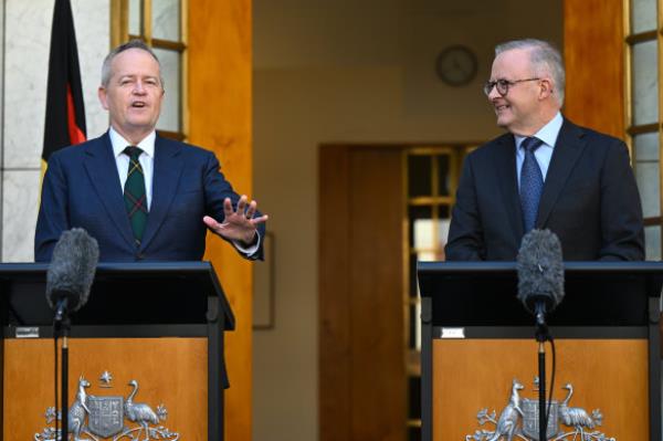 Bill Shorten announces his retirement from politics alo<em></em>ngside Prime Minister Anthony Albanese on Thursday.